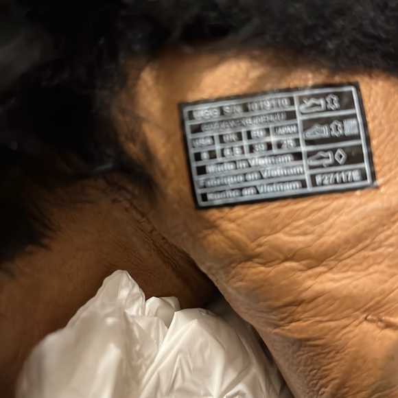 UGG Blk Ankle Booties 8 - Picture 7 of 8